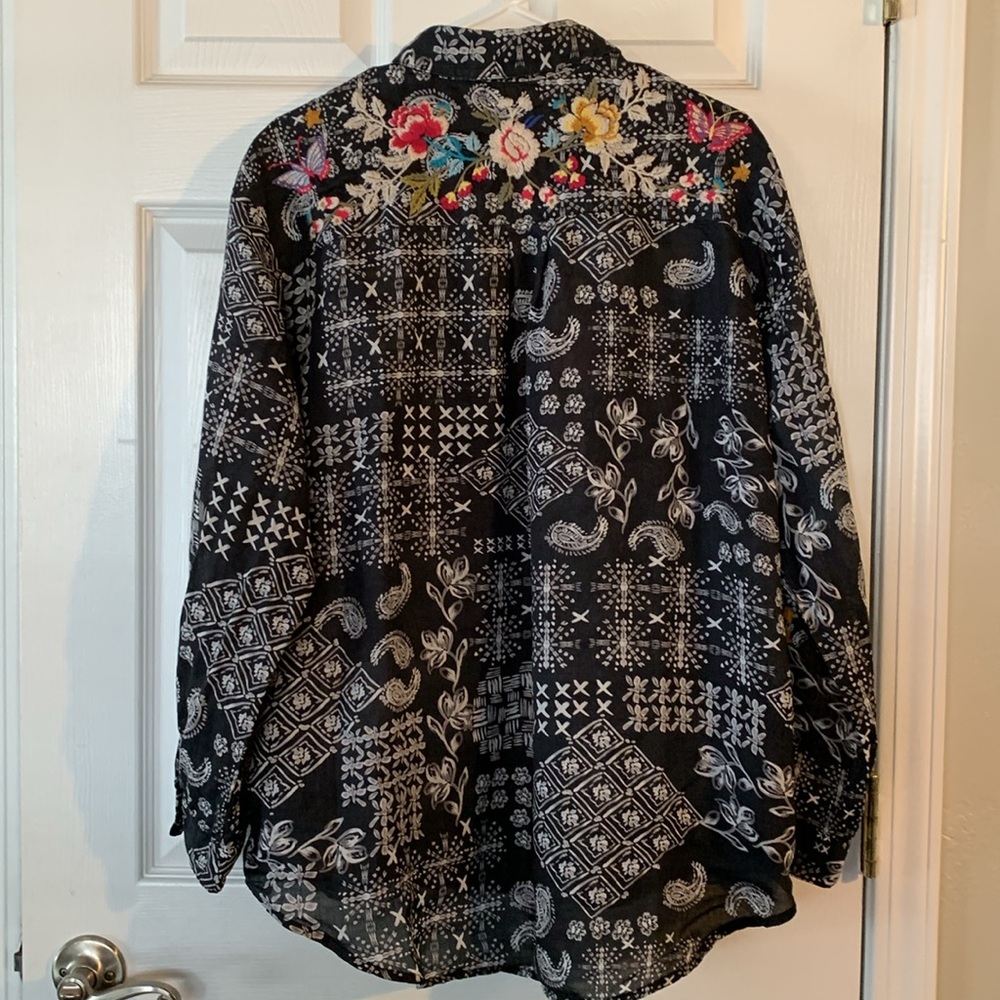 Johnny Was Black Floral Embroidered Button-Up Top with Multicolor Accents - Picture 2 of 9